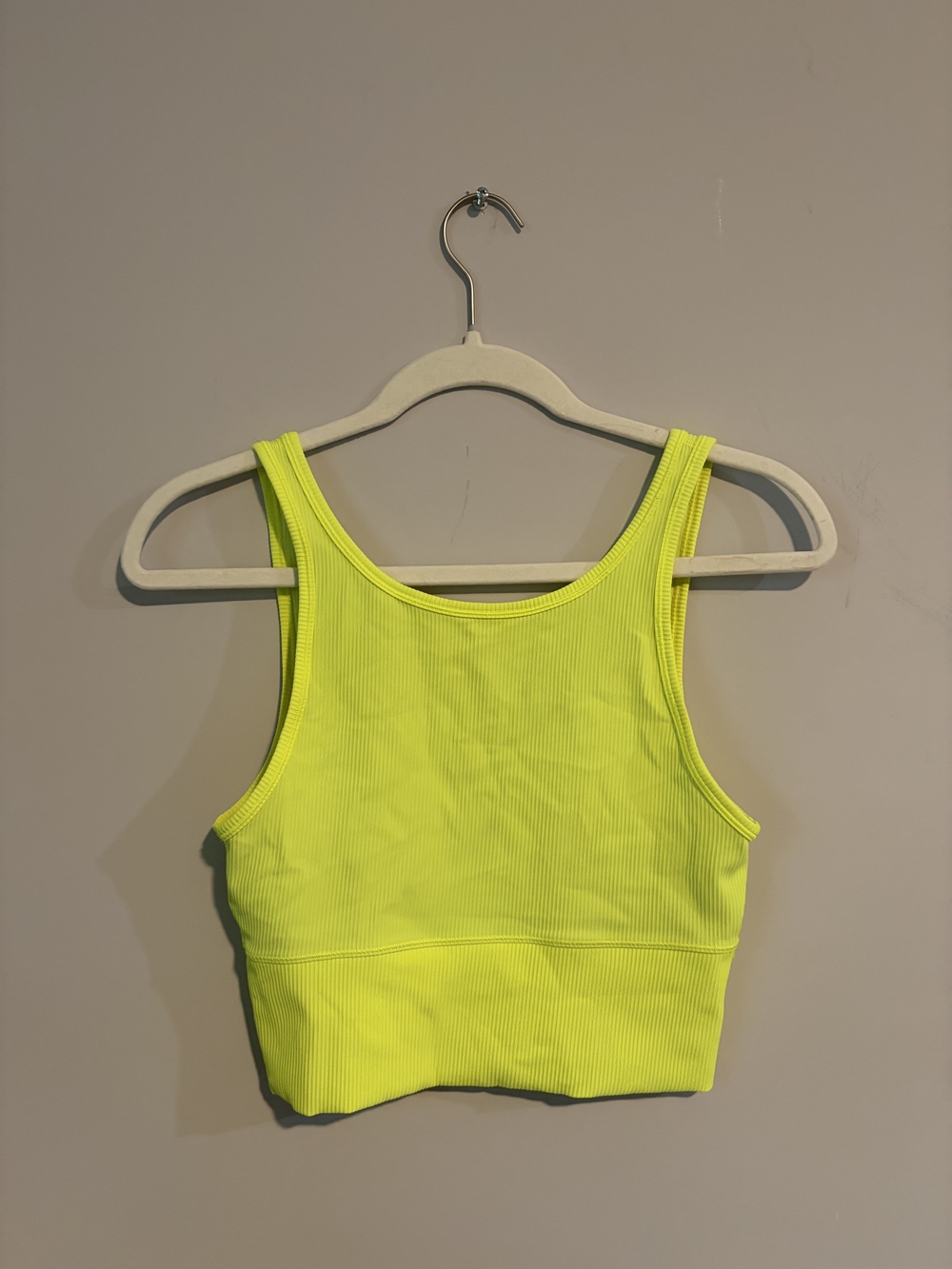 Women’s neon yellow Lululemon tamk